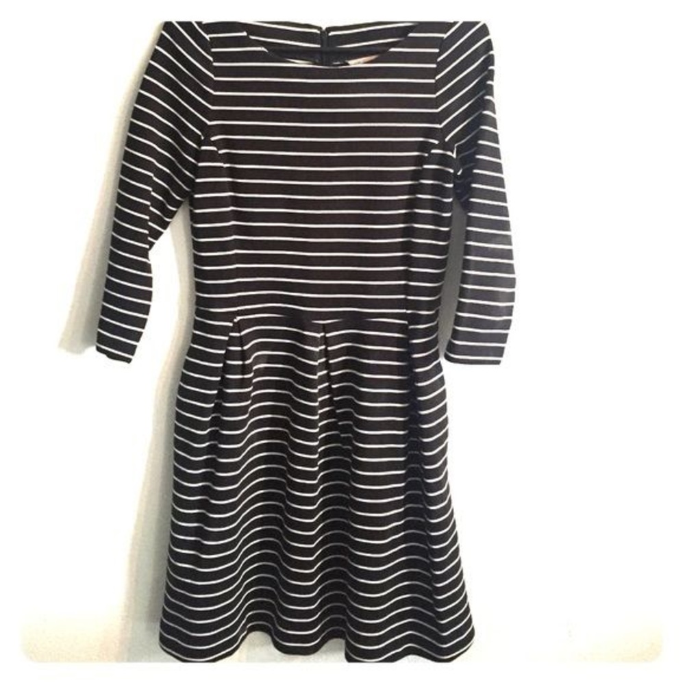Banana Republic Black and White Dress
